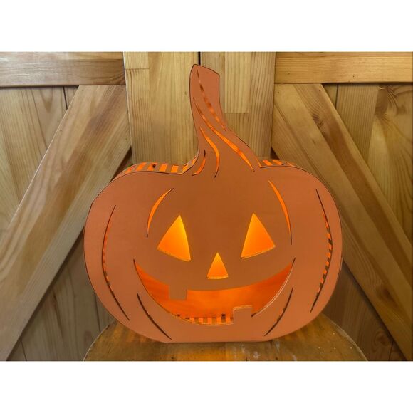 Hyde & Eek Jack O’ Lantern Pumpkin 12" LED Flickering Halloween Sign (5527) - Picture 2 of 8